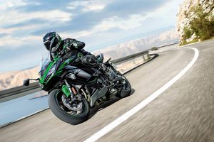 2022 Kawasaki Ninja 1000SX 1