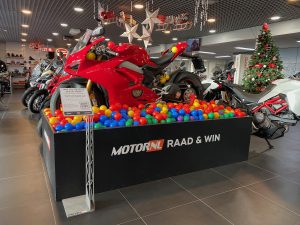 Ducati Ballenbakactie